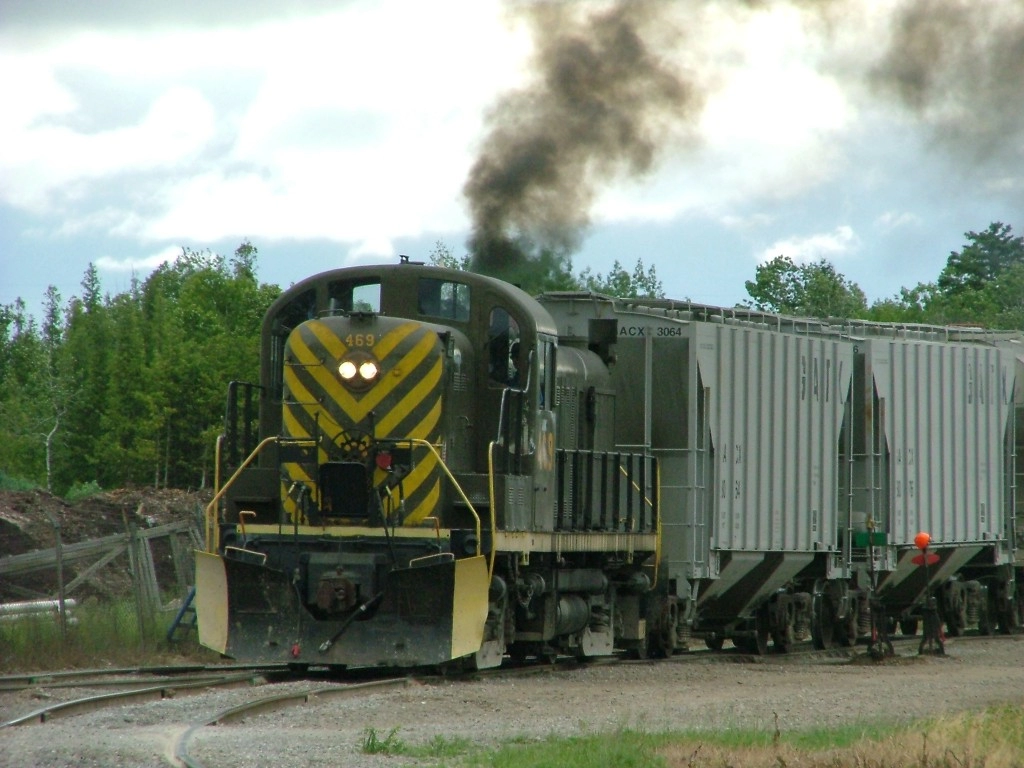 D&M 469 at Alpena